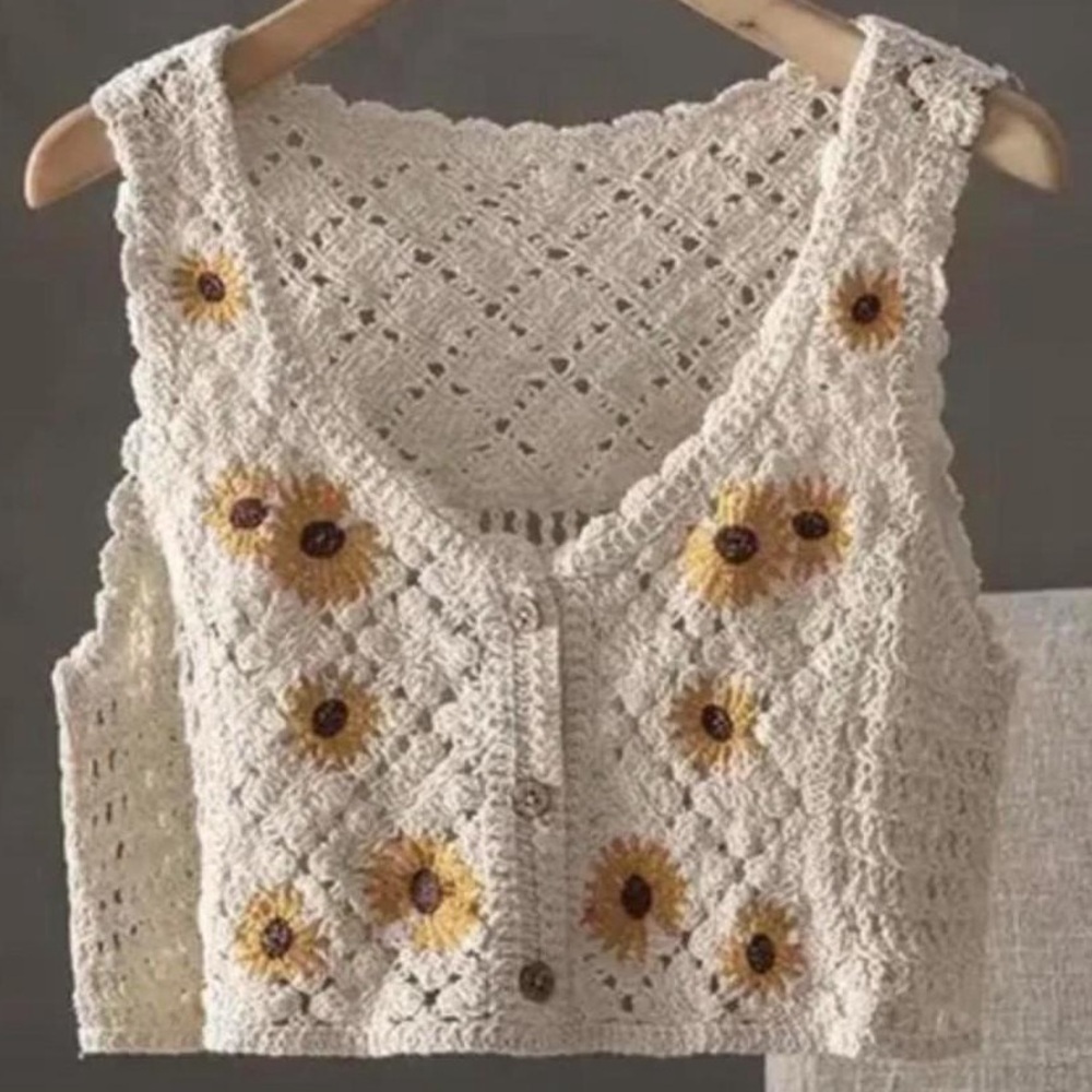 Sunflower Crochet Knit Vest Retro Boho Festival Crop Top Size Small - Picture 5 of 12